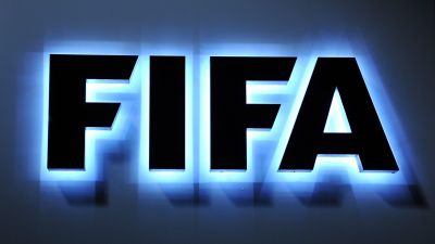 فيفا يفرض عقوبات قاسية على البرازيل والأرجنتين مع إعادة المباراة بينهما