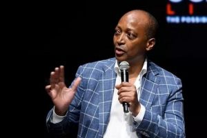الإتحاد الجنوب إفريقي يعلن موتسيبي رئيسا للكاف قبل إجراء الإنتخابات
